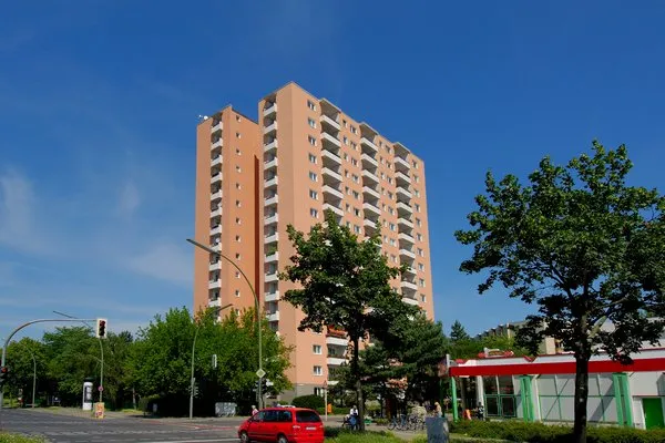2-Zimmer-Wohnung in Spandau mit WBS ab 140 — photo 1